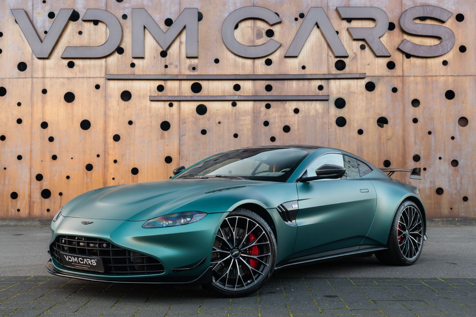 Aston Martin Vantage F1 * CARBON * AERO