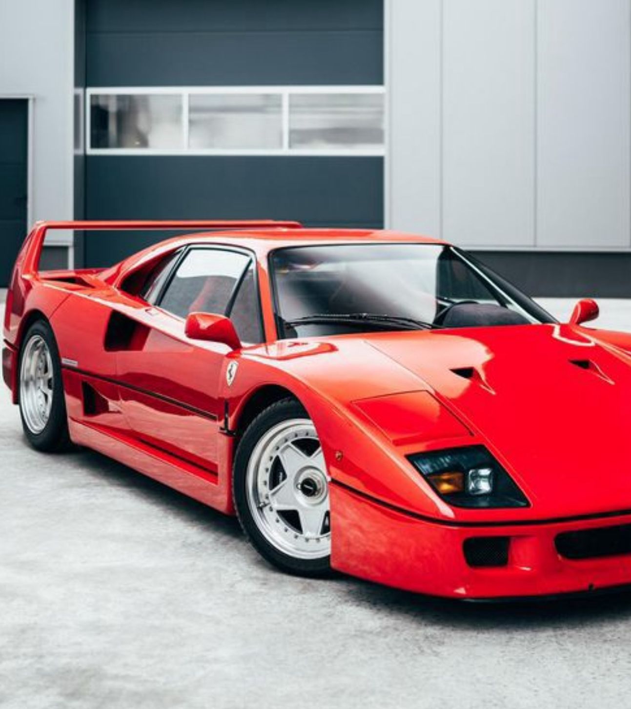 FERRARI F40