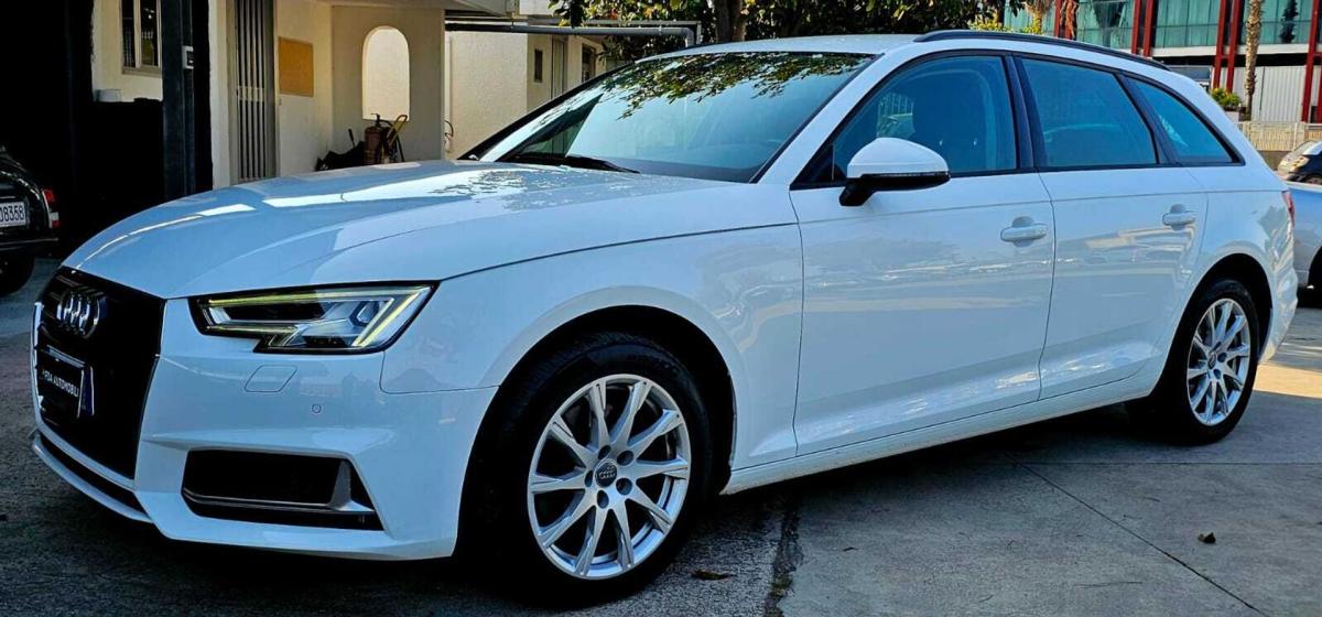 Audi A4 iva esposta deducibile unico proprietario